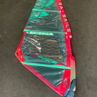 GAASTRA MANIC HD  3.3M  2024 ( 2ªMANO)