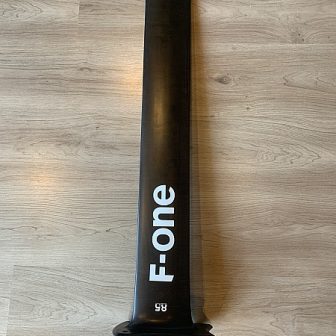 MASTIL   F-ONE   85% CARBONO  (2ªMANO)