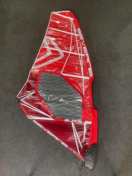 SEVERNE BLADE 3.7M 2023 ( 2ªMANO)