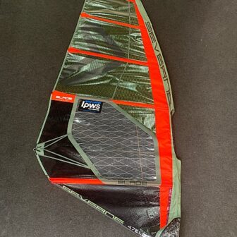 SEVERNE BLADE  4,7M  2026 ( 2ªMANO)